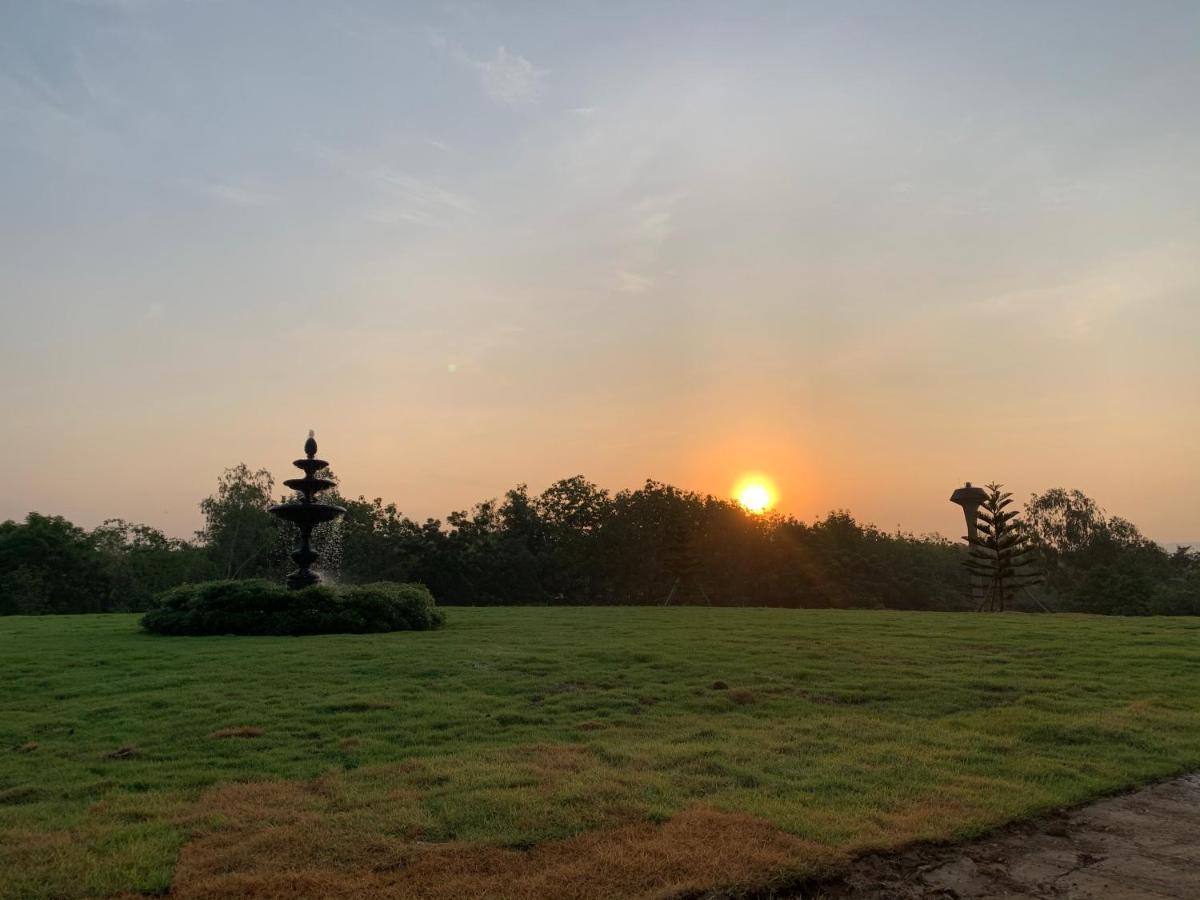 The Sunnery Ville Lom Kao Ngoại thất bức ảnh